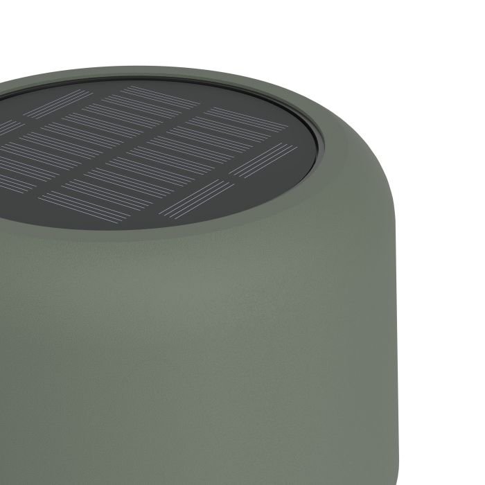 Roccanova 120cm Grön solcellslampa från Eglo - Roccanova &auml;r en stilren, solcellsdriven golvlampa som kombinerar form och funktion f&ouml;r b&aring;de inom- och utomhusbruk.