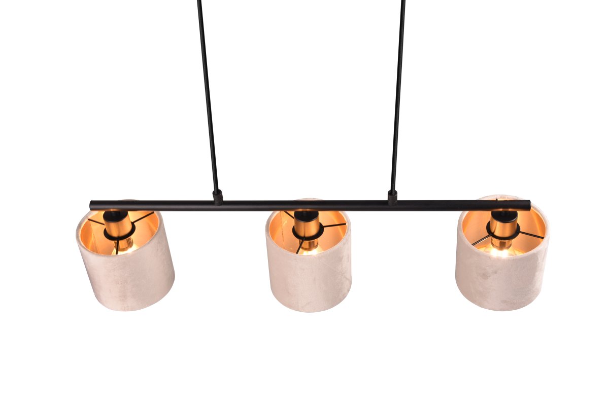 Julieta 66cm Beige taklampa från Trio Lighting - Den smakfulla materialmixen av mattsvart metall och beige sammet sm&auml;lter enkelt in i olika inredningsstilar och lyfter din matplats med en harmonisk touch.