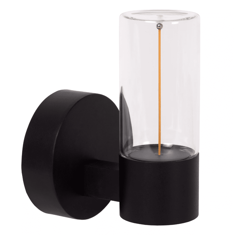 Filani Svart utelampa från Lucide - Filani &auml;r en modern fasadlampa som ger ett bra rundstr&aring;lande ljus med sin inbyggda LED lampa.