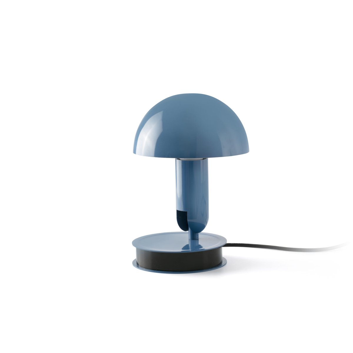 Bela 24cm Blå skrivbordslampa från Faro Barcelona - Bela &auml;r en m&aring;ngsidig lampa som sm&auml;lter in i alla typer av inredningsstilar.