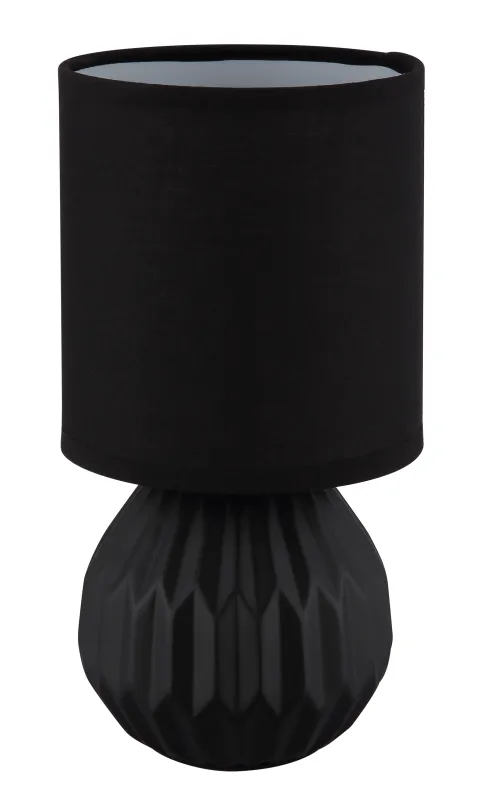 Sylas 23cm Svart bordslampa från Globo Lighting - Den rundade keramiska basen i elegant svart och den matchande cylindriska textilsk&auml;rmen skapar en harmonisk och modern estetik.