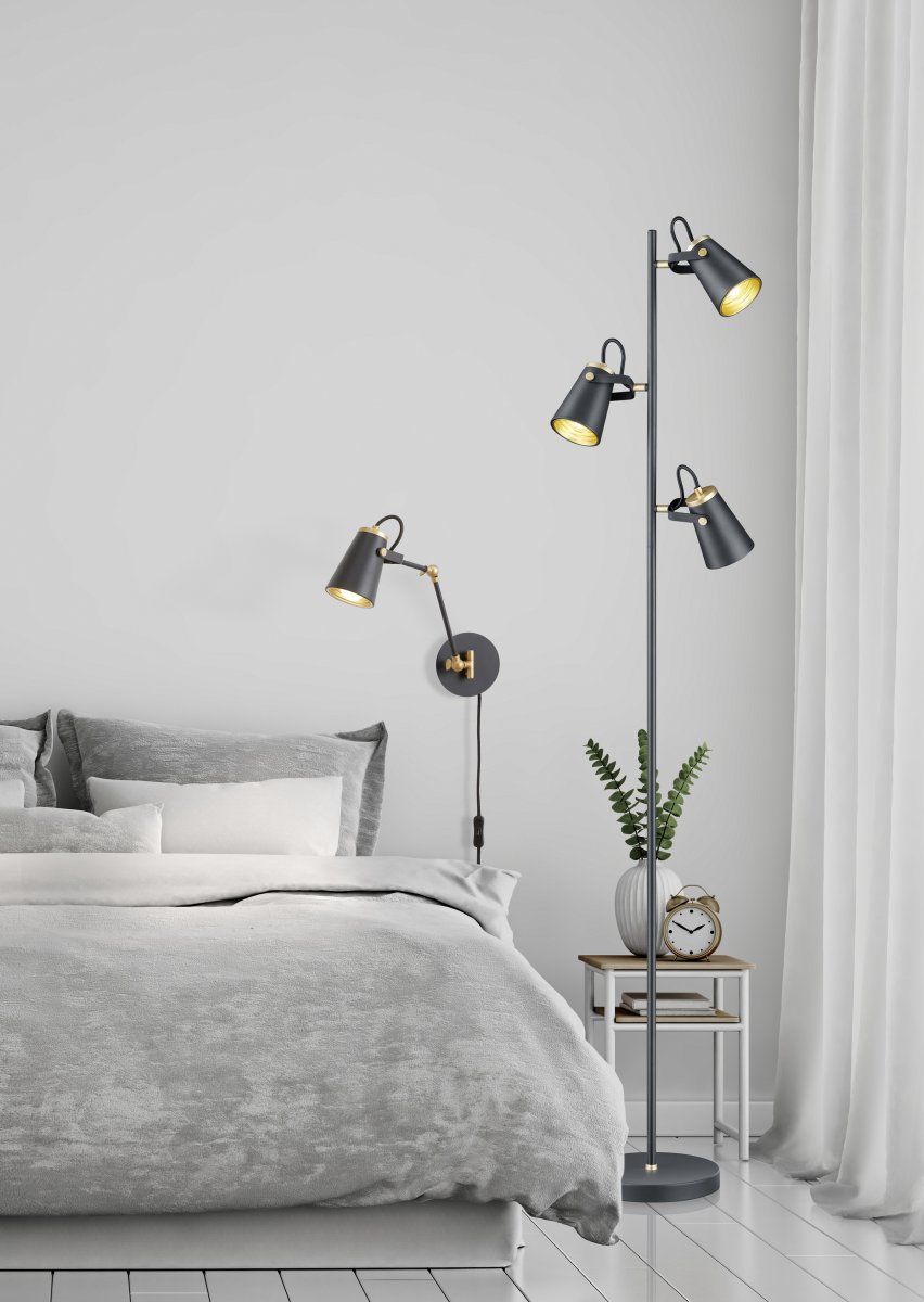 Edward 50cm Svart vägglampa från Trio Lighting - Den flexibla FLEXconnect-funktionen g&ouml;r att lampan kan monteras b&aring;de med sladd, v&auml;ggkontakt och str&ouml;mbrytare eller direkt p&aring; v&auml;ggen utan matningskabel s&aring; att lampan styrs med en extern v&auml;ggstr&ouml;mbrytare.