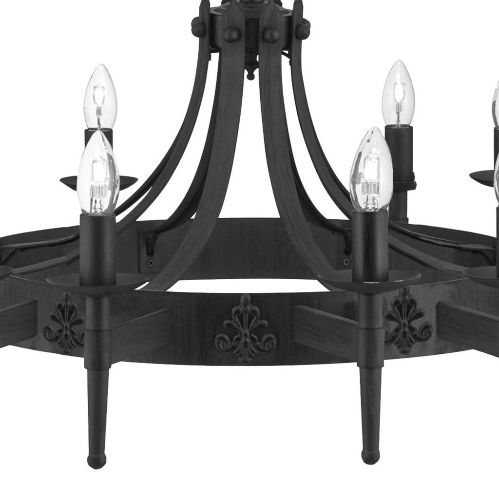 Cartwheel II Ø105 Svart taklampa från Searchlight - Den h&auml;r imponerande takkronan har en tydligt gotisk stil och passar perfekt i sovrum, vardagsrum, matsal eller k&ouml;k d&auml;r du vill skapa en varm, traditionell k&auml;nsla.