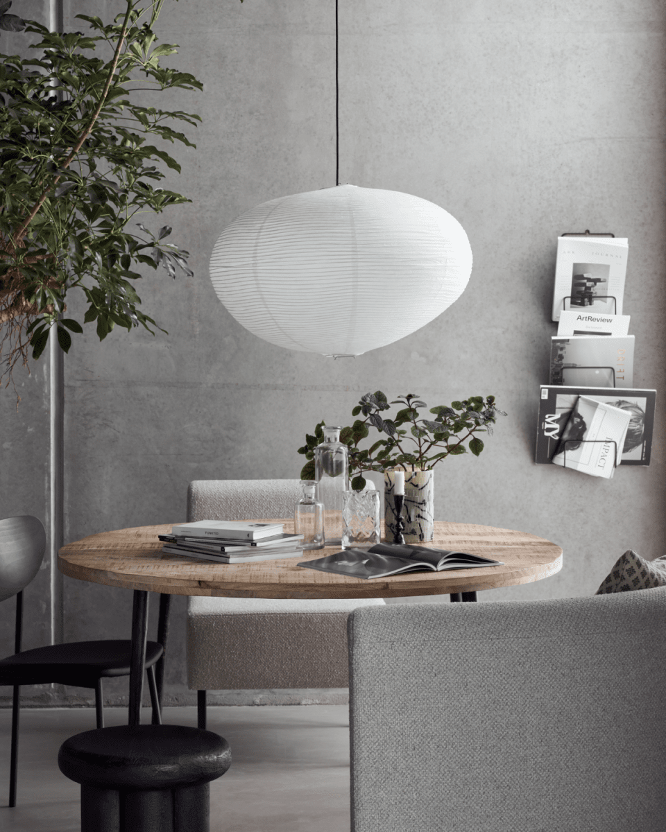 Rica skärm exkl. upphäng Ø70 Vit taklampa från House Doctor - Lampsk&auml;rmen Rica &auml;r gjord f&ouml;r att sprida ett mjukt, d&auml;mpat sken och skapa en inbjudande atmosf&auml;r.
