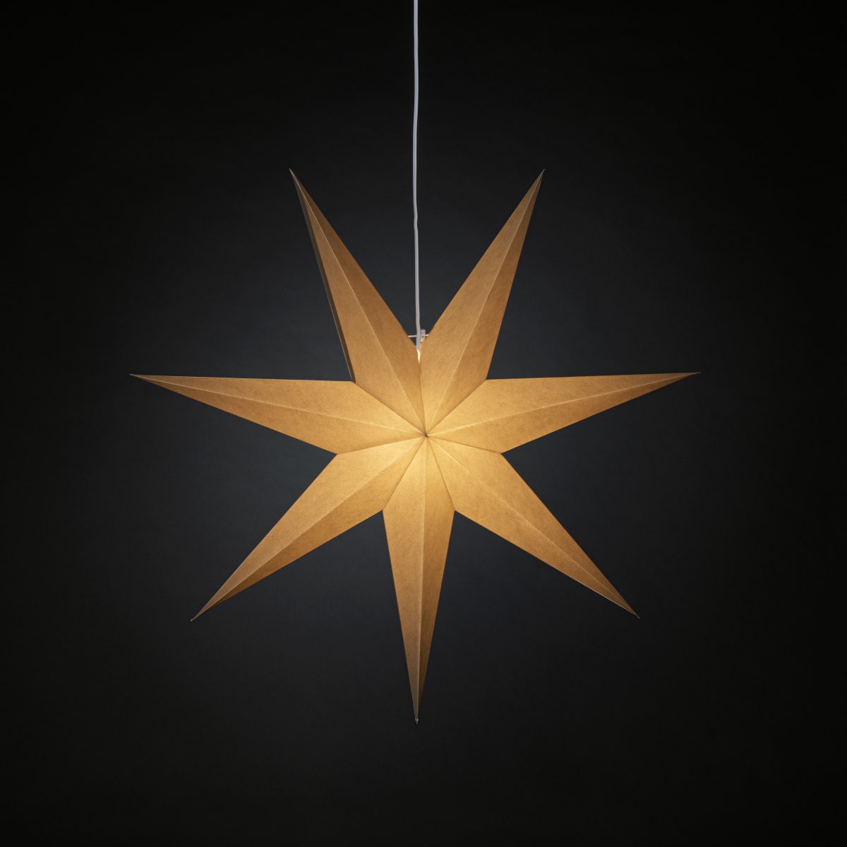 Papperstjärna Ø78 Greige från Konstsmide - Perfekt att h&auml;nga i f&ouml;nstret eller mot en vacker v&auml;gg &ndash; en tidl&ouml;s dekoration som f&ouml;rgyller varje rum med enkel elegans.