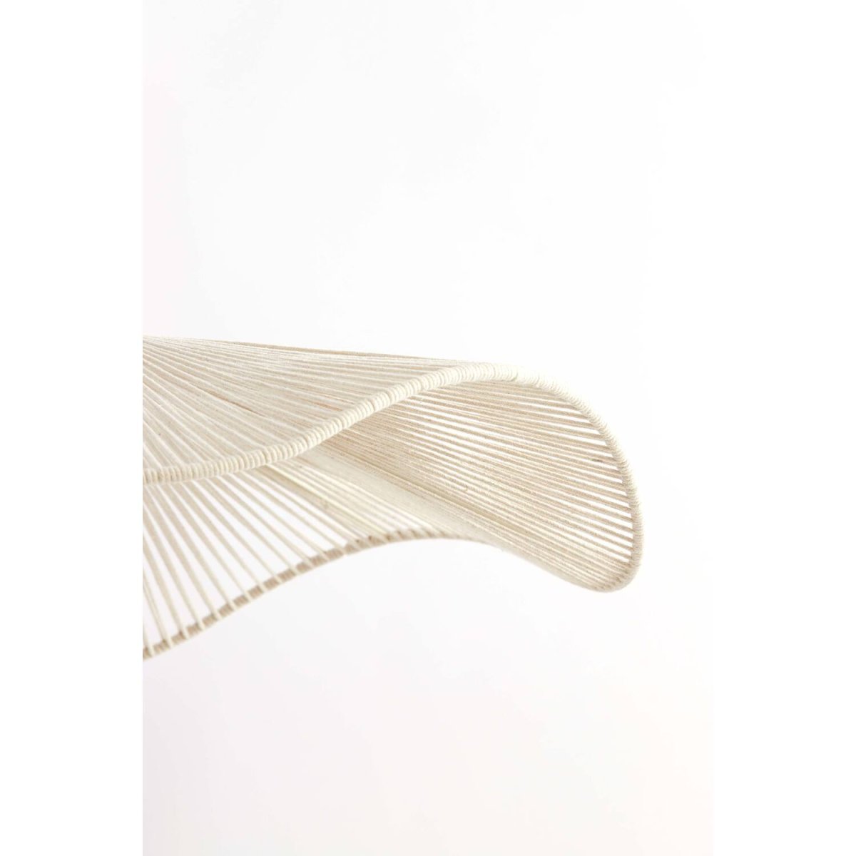 Rafa Ø70 Krämvit taklampa från Light & Living - Rafa har en v&aring;gformad design som ger en mjuk och organisk k&auml;nsla.