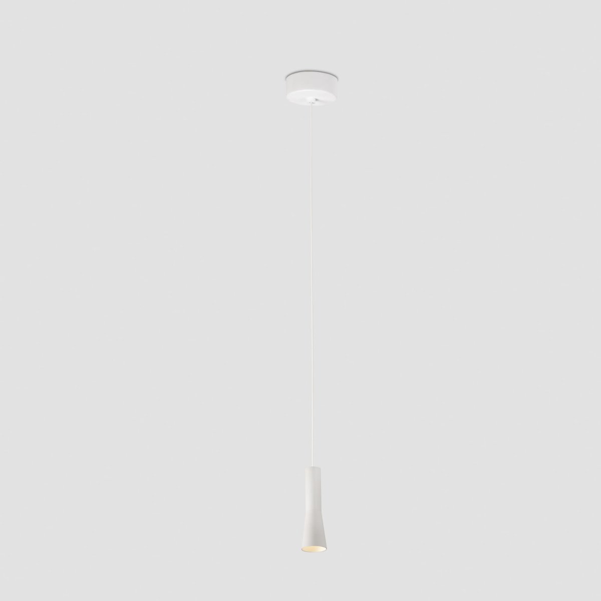 Nina Ø4 Vit taklampa från Faro Barcelona - Nina &auml;r en vit pendellampa med integrerad LED-teknik och en stilren, minimalistisk design.