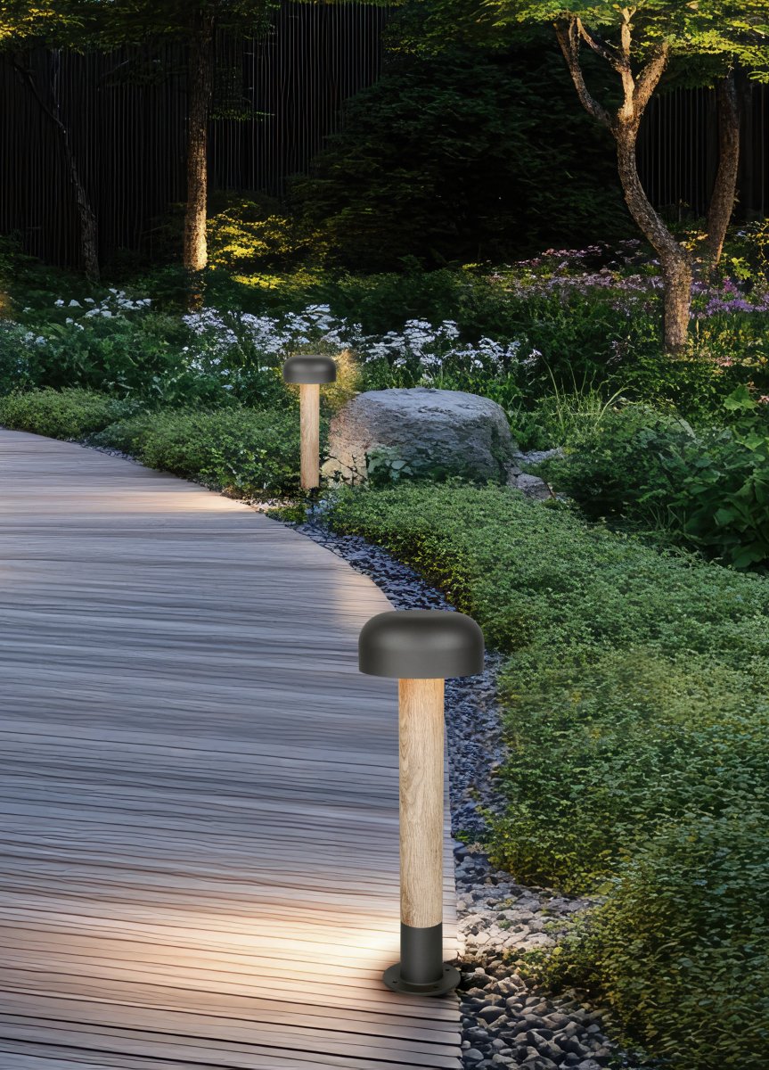 Fraser 54cm Betongutseende pollare från Trio Lighting - Fraser &auml;r tillverkad av gjuten aluminium och kombinerar modern minimalism med naturn&auml;ra detaljer.