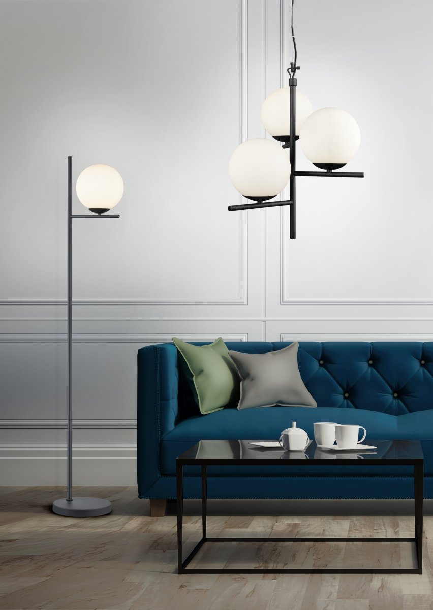 Pure Ø40 Svart taklampa från Trio Lighting - Den &auml;r perfekt f&ouml;r att belysa matbordet och f&ouml;r att understryka din personliga stil.