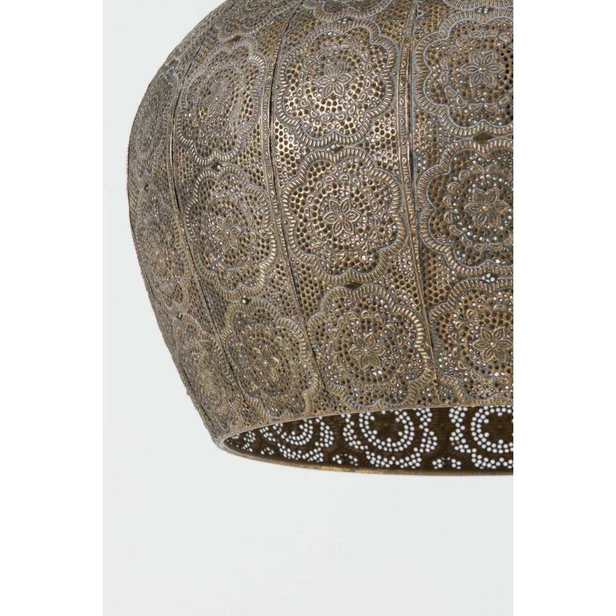 Emine Ø43 Brons taklampa från Light & Living - Emine &auml;r en elegant taklampa i metall med en brunguldig finish och ett detaljerat stansat m&ouml;nster.