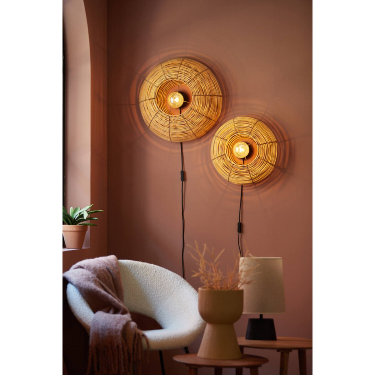 Milan Ø40 Natur vägglampa från Light & Living - Perfekt f&ouml;r vardagsrum, sovrum eller hall, och passar b&aring;de skandinavisk och bohemisk inredning.