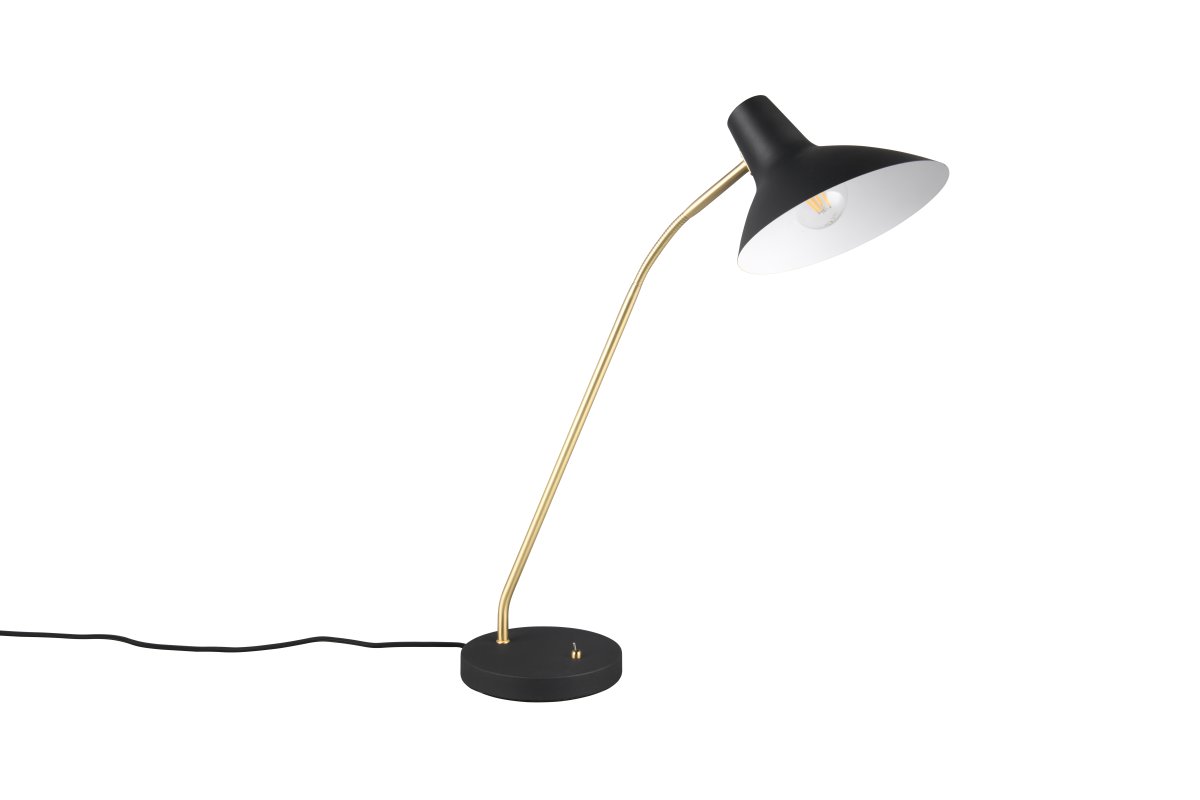 Traveller 54cm Svart skrivbordslampa från Trio Lighting - Den svarta f&auml;rgen och ljusarmen i matt m&auml;ssing skapar en elegant kontrast som passar harmoniskt in i olika inredningsmilj&ouml;er.