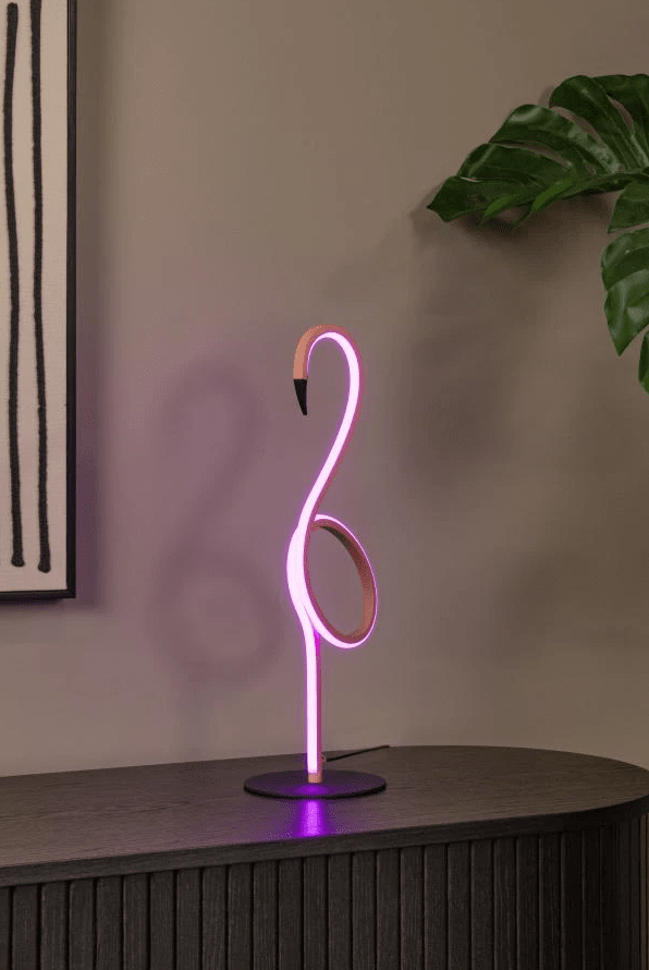 Flamingo 50cm Rosa bordslampa från Lucide - Ge ditt hem en f&auml;rgstark touch med den rosa Flamingo lampan.