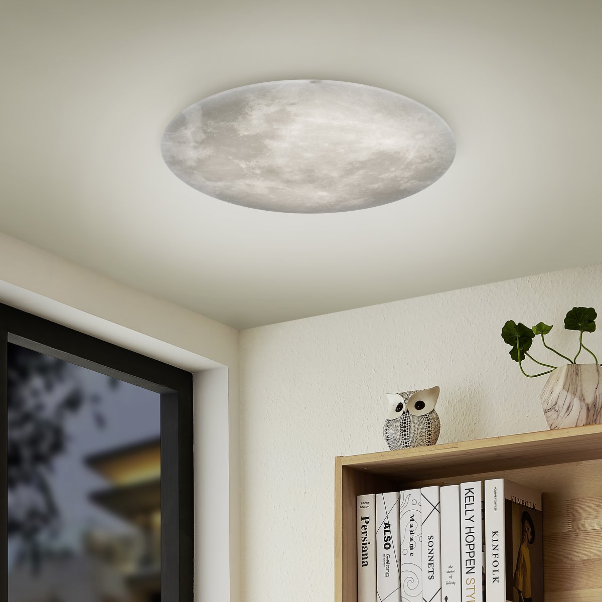 Lunar Ø60 Grå plafond från Trio Lighting - Den integrerade dimmern justerar ljusstyrkan, och en nattljusfunktion ger extra komfort.