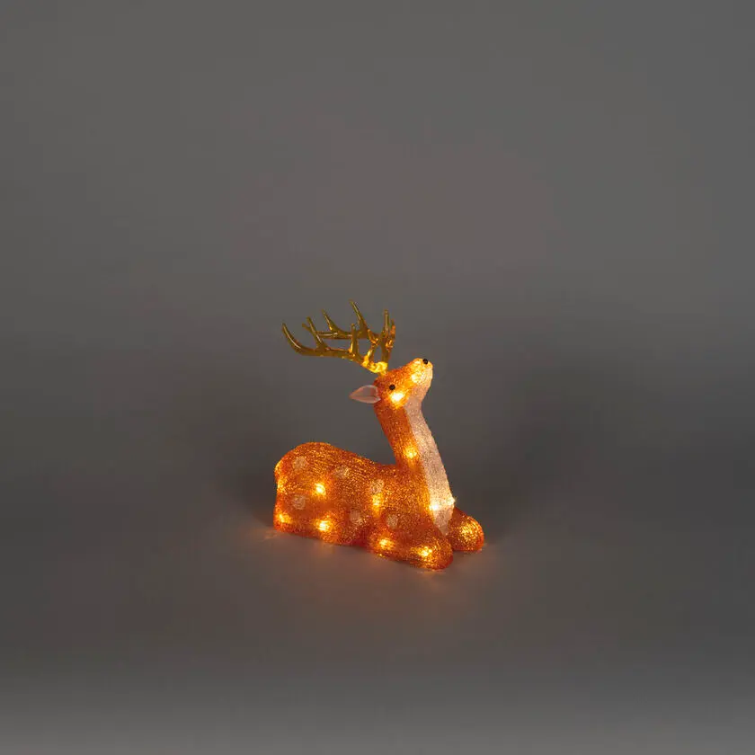 Ren akryl Brun från Konstsmide - Stilren akrylren med 24 varmvita LED-ljus som sprider ett mjukt och st&auml;mningsfullt sken.