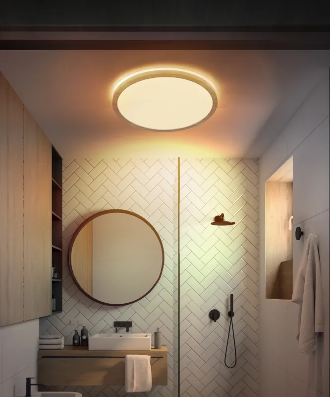 Sapana Ø42 Trä badrumslampa från Globo Lighting - Lampan &auml;r tillverkad av tr&auml;inspirerad och vit plast, vilket ger ett mjukt och bl&auml;ndfritt ljus.