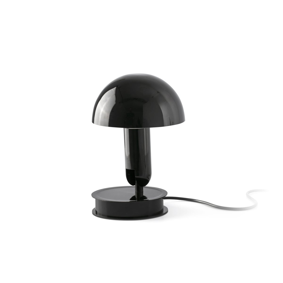 Bela 24cm Svart skrivbordslampa från Faro Barcelona - Bela &auml;r en m&aring;ngsidig lampa som sm&auml;lter in i alla typer av inredningsstilar.