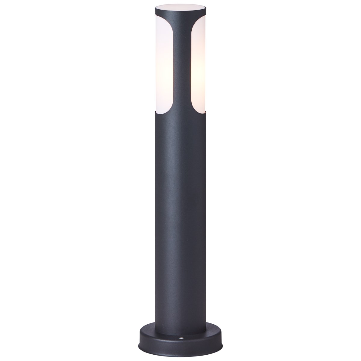 Gap 50cm antracit pollare från Brilliant - Lampan har IP44-klassning f&ouml;r skydd mot st&auml;nkvatten, vilket g&ouml;r den l&auml;mplig f&ouml;r utomhusbruk &auml;ven d&auml;r v&auml;derskyddet &auml;r begr&auml;nsat.