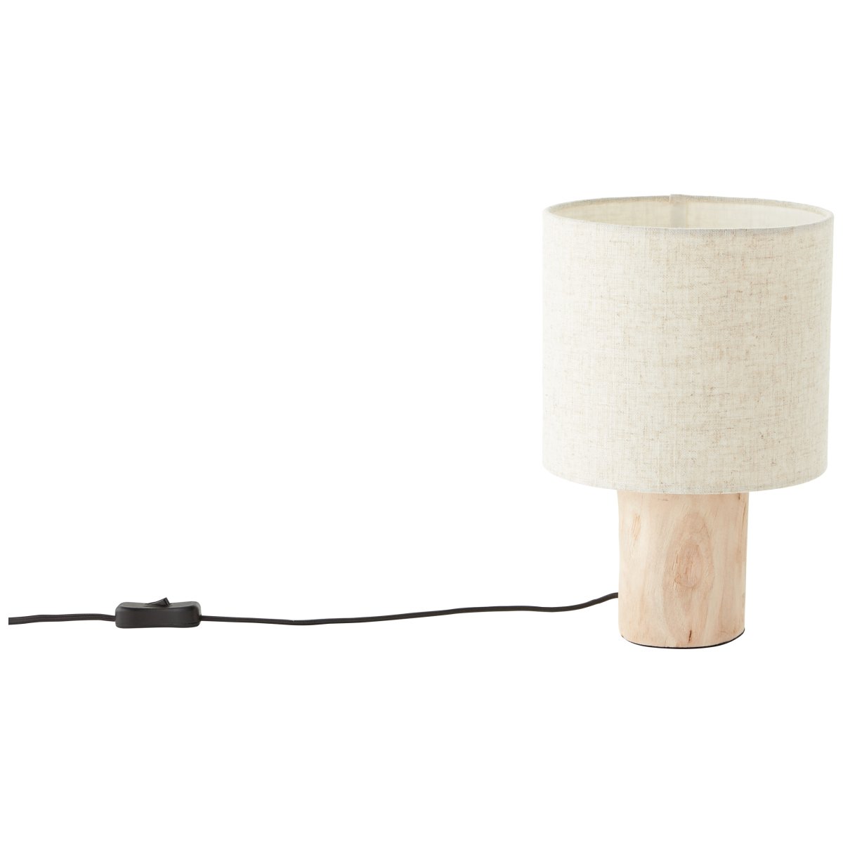 Pia 30cm Natur bordslampa från Brilliant - Den har en naturlig design med fot i FSC-certifierat tr&auml;, vilket inneb&auml;r att tr&auml;et kommer fr&aring;n h&aring;llbart skogsbruk.