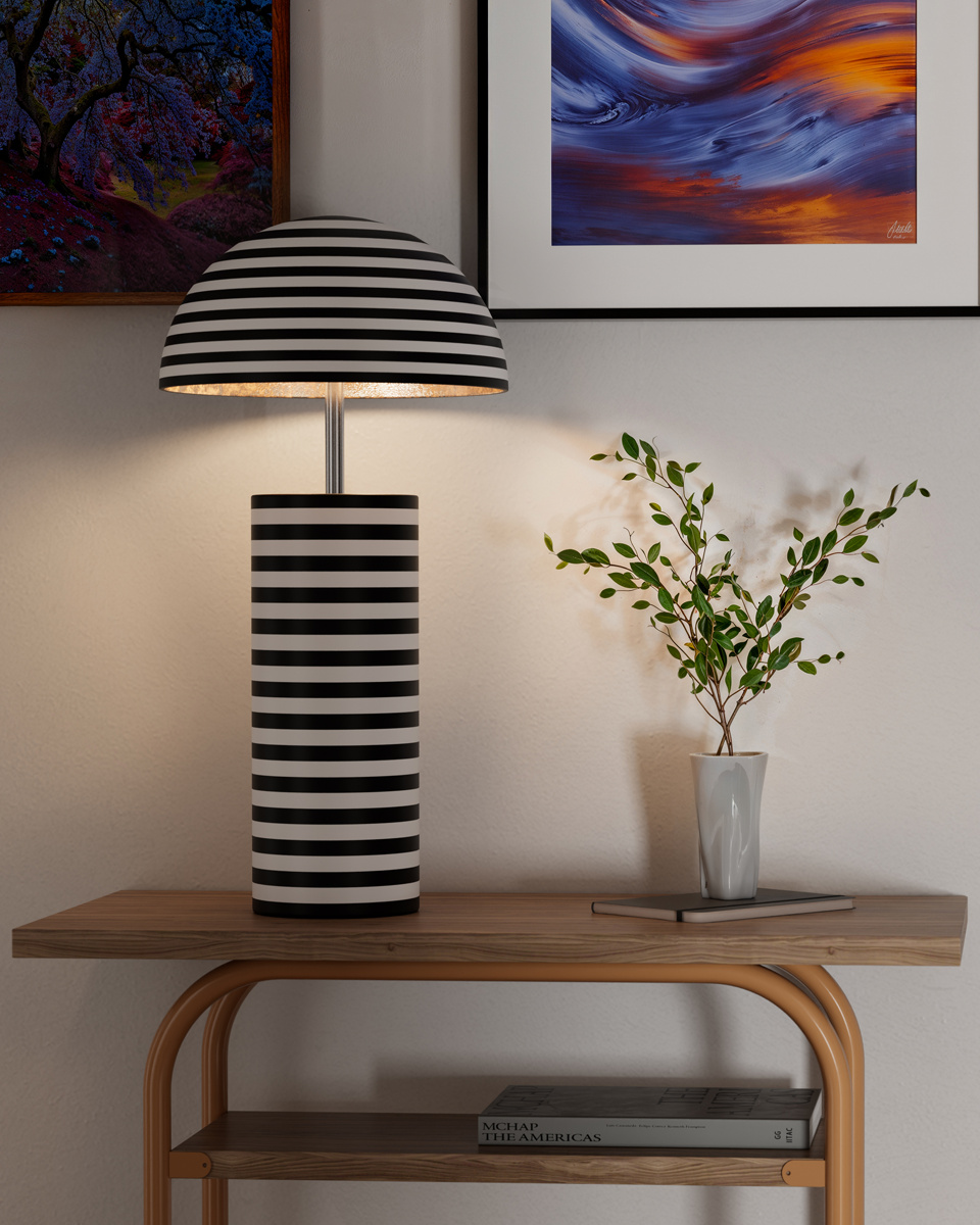Stripe 50cm Svart/Vit bordslampa från By Rydéns - Stripe &auml;r en modern och dekorativ bordslampa designad av Lena Nyholm.