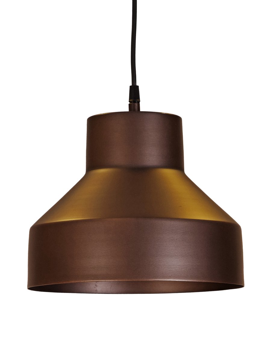 Solo Ø26 Brun taklampa från PR Home - Solo &auml;r en mindre takpendel i metall med ett minimalistiskt formspr&aring;k.