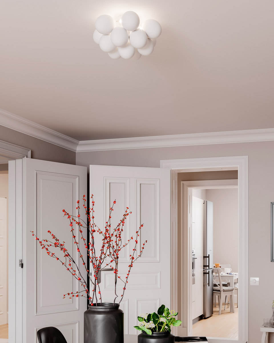 Gross Ø30 Vit plafond från By Rydéns - Gross plafond &auml;r en dekorativ taklampa som best&aring;r av 12 skira glaskulor, vardera med en diameter p&aring; 8 cm.