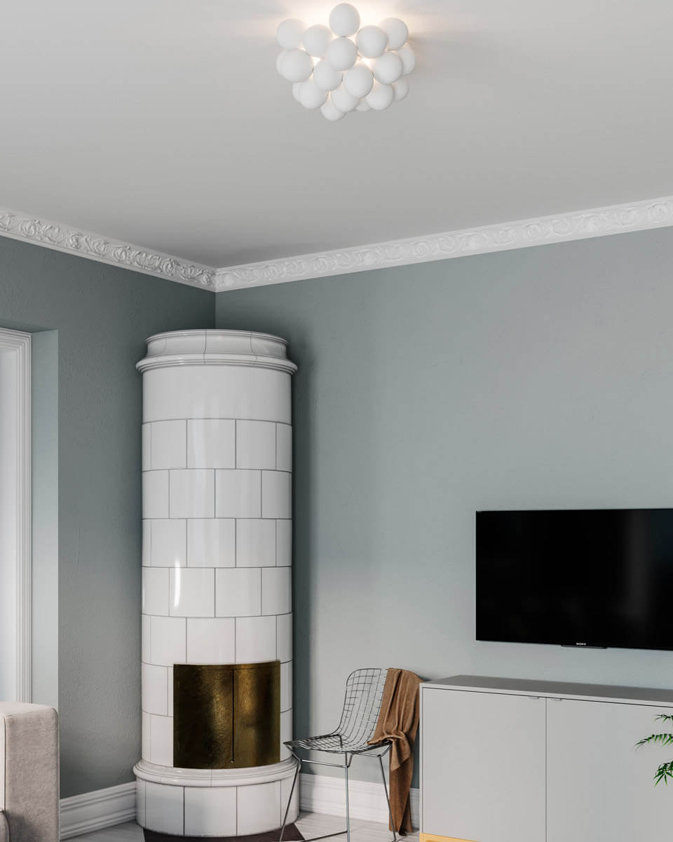 Gross Ø50 Vit plafond från By Rydéns - Gross plafond &auml;r en dekorativ taklampa som best&aring;r av 20st munbl&aring;sta glaskulor, vardera med en diameter p&aring; 10cm.