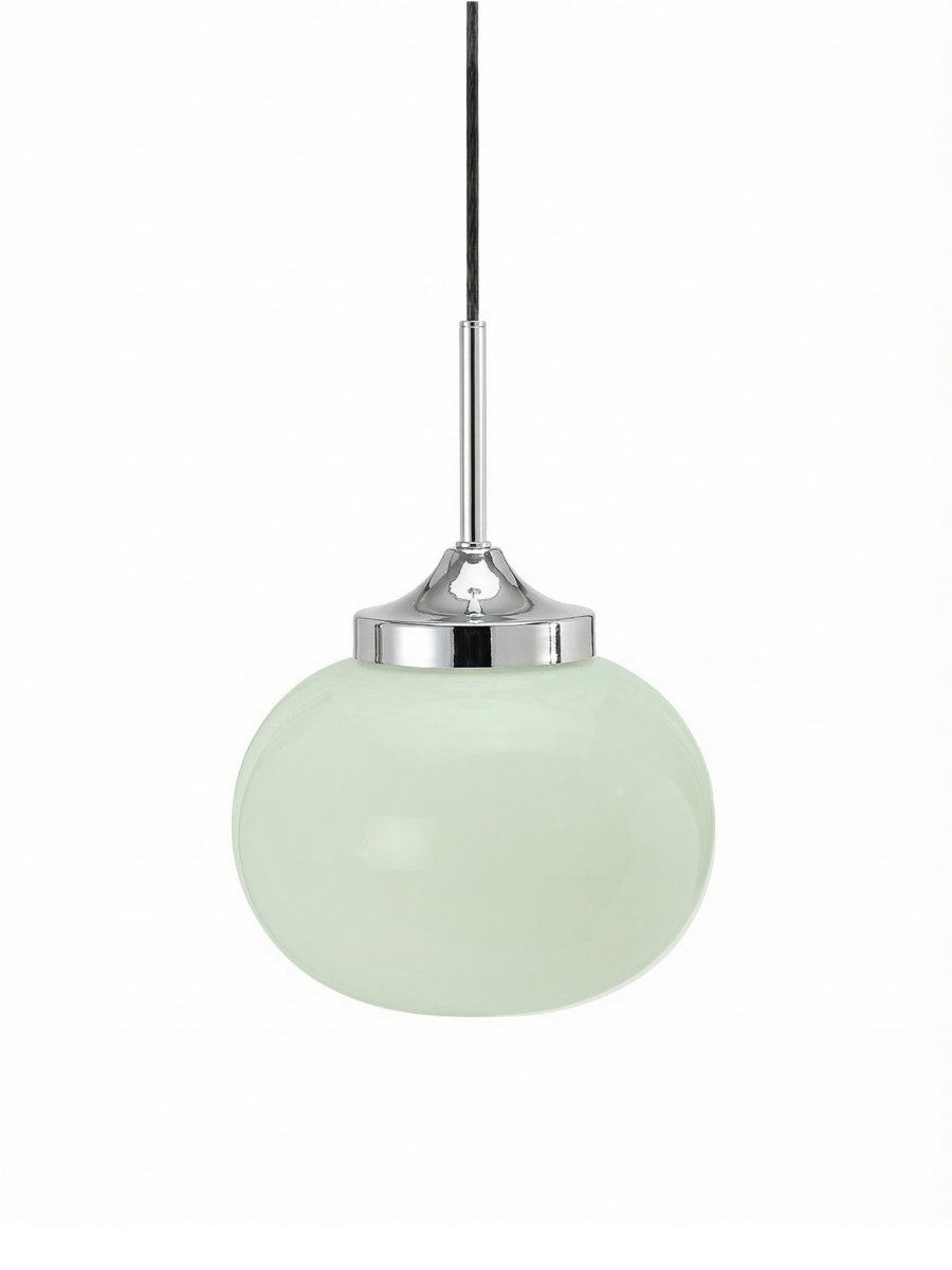 Elsy Ø18 Grön fönsterlampa från PR Home - Serien finns i flera utf&ouml;randen, vilket g&ouml;r det enkelt att skapa en enhetlig och harmonisk belysning i hela hemmet.