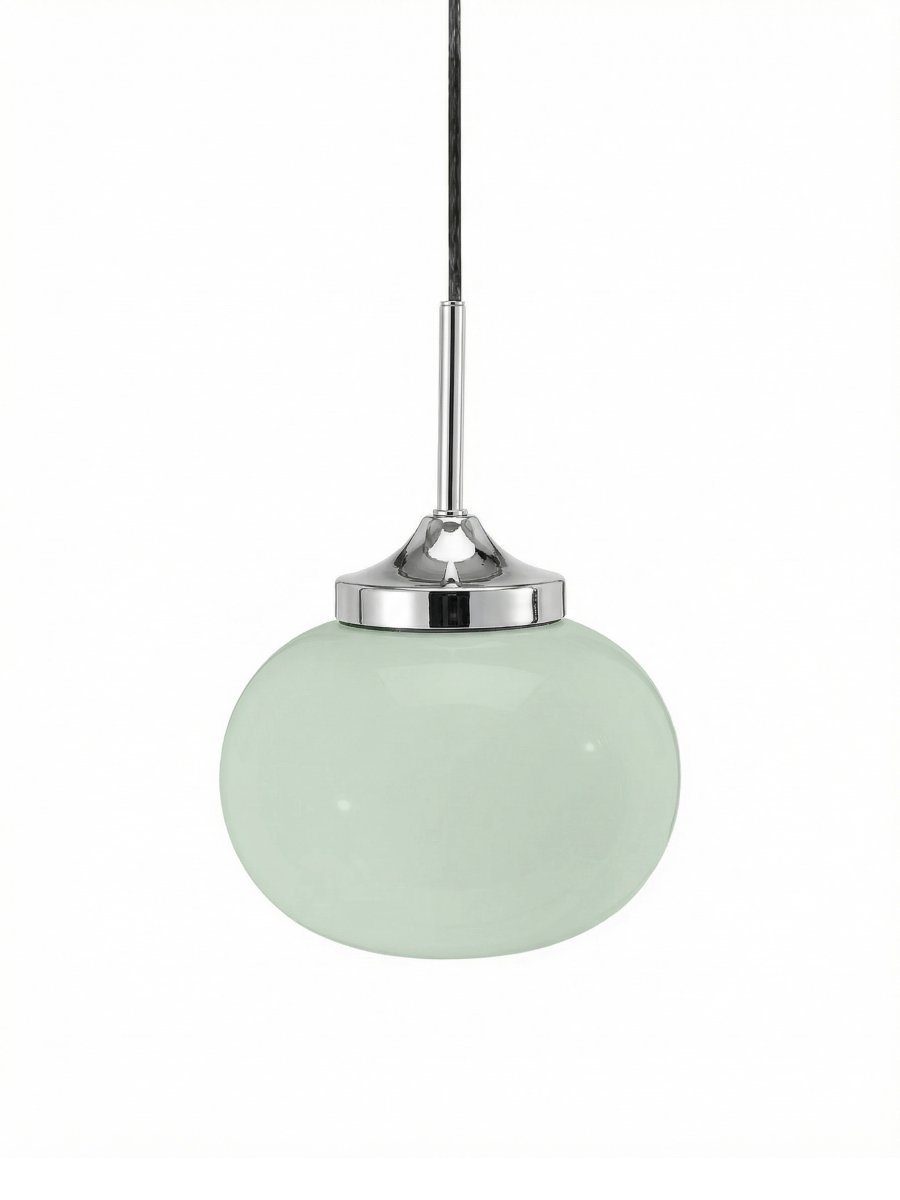Elsy Ø18 Grön fönsterlampa från PR Home - Serien finns i flera utf&ouml;randen, vilket g&ouml;r det enkelt att skapa en enhetlig och harmonisk belysning i hela hemmet.