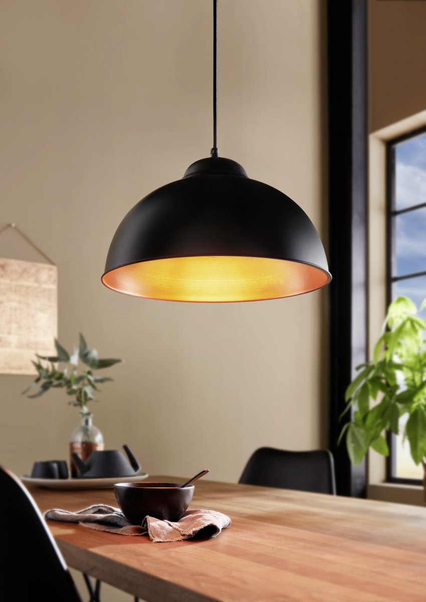 Truro Ø37 Svart taklampa från Eglo - Truro takpendel &auml;r en stilren lampa i metall med en klassisk och industriell design.