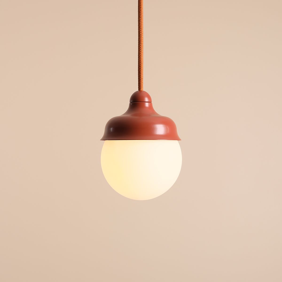 Wave Ø17 Orange taklampa från Artera - Den vita kupan i kombination med detaljerna i r&ouml;dbrunt skapar en harmoni och blir ut&ouml;ver bra belysning en snygg inredningsdetalj i hemmet.