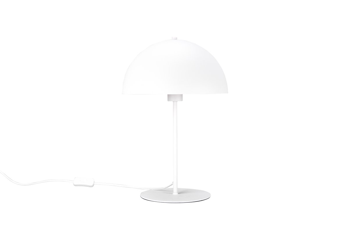 Nola 45cm Vit bordslampa från Trio Lighting - Den moderna, svampformade formen sm&auml;lter in i din inredning och skapar harmoni p&aring; en byr&aring; eller nattduksbord.