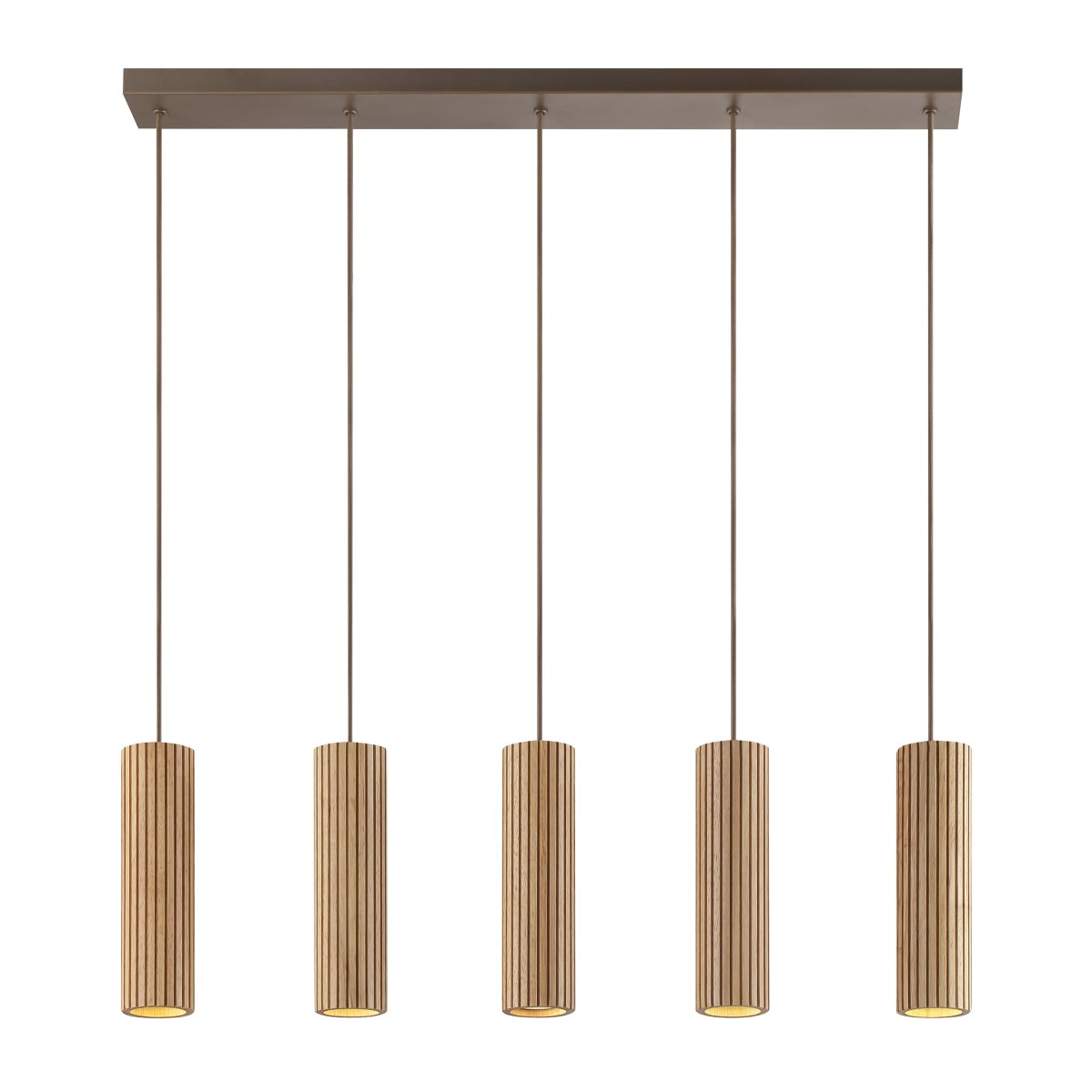 Lakewood 95cm Trä taklampa från Brilliant - Lakewood takpendel kombinerar brun metall med fem cylinderformade sk&auml;rmar i ljust, ribbat tr&auml; f&ouml;r ett varmt och stilrent uttryck.