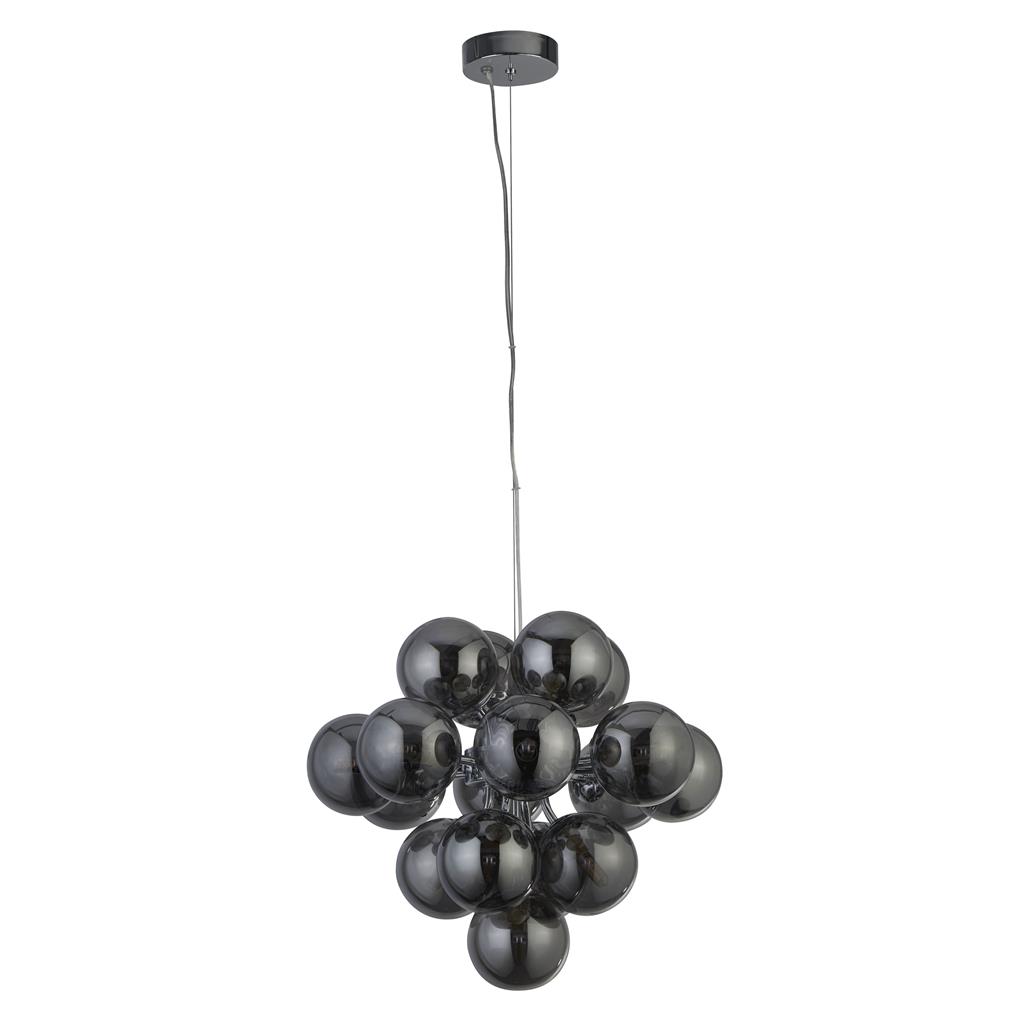 Berry Ø40 Rökfärgad taklampa från Searchlight - Berry &auml;r en takpendel som verkligen tar plats &ndash; med hela 17st ljusk&auml;llor omgivna av r&ouml;kf&auml;rgade glaskupor i modern, minimalistisk stil blir den ett garanterat blickf&aring;ng i vilket rum som helst.
