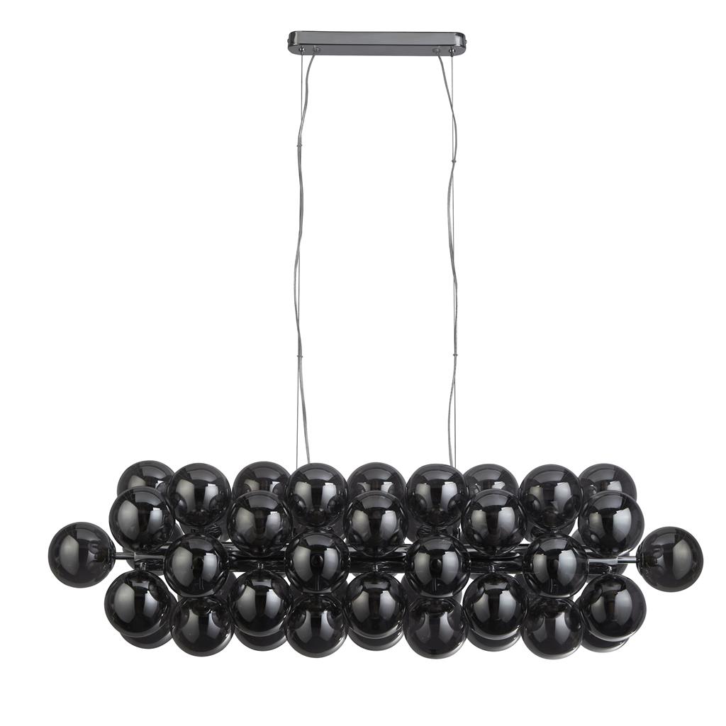 Berry 100cm Rökfärgad taklampa från Searchlight - Berry &auml;r en takpendel som verkligen tar plats &ndash; med hela 25st ljusk&auml;llor omgivna av r&ouml;kf&auml;rgade glaskupor i modern, minimalistisk stil blir den ett garanterat blickf&aring;ng i vilket rum som helst.