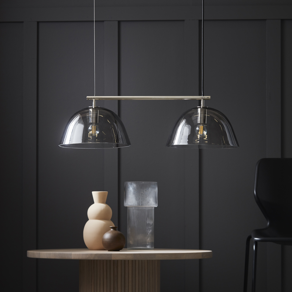 Wendo 70cm Nickel taklampa från CO Bankeryd - Wendo taklampa passar utm&auml;rkt &ouml;ver rektangul&auml;ra matbord d&auml;r lampan ger ett bra ljus samtidigt som den skapar karakt&auml;r i rummet.