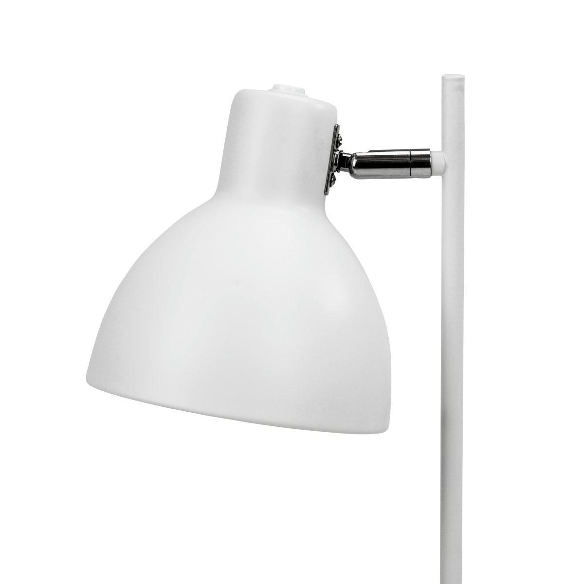 Skagen 50cm Vit skrivbordslampa från Dyberg Larsen - L&aring;t Skagen sprida ett fokuserat och behagligt ljus d&auml;r du beh&ouml;ver det mest, och ge ditt hem en tidl&ouml;s och sofistikerad look med denna kvalitativa lampa!