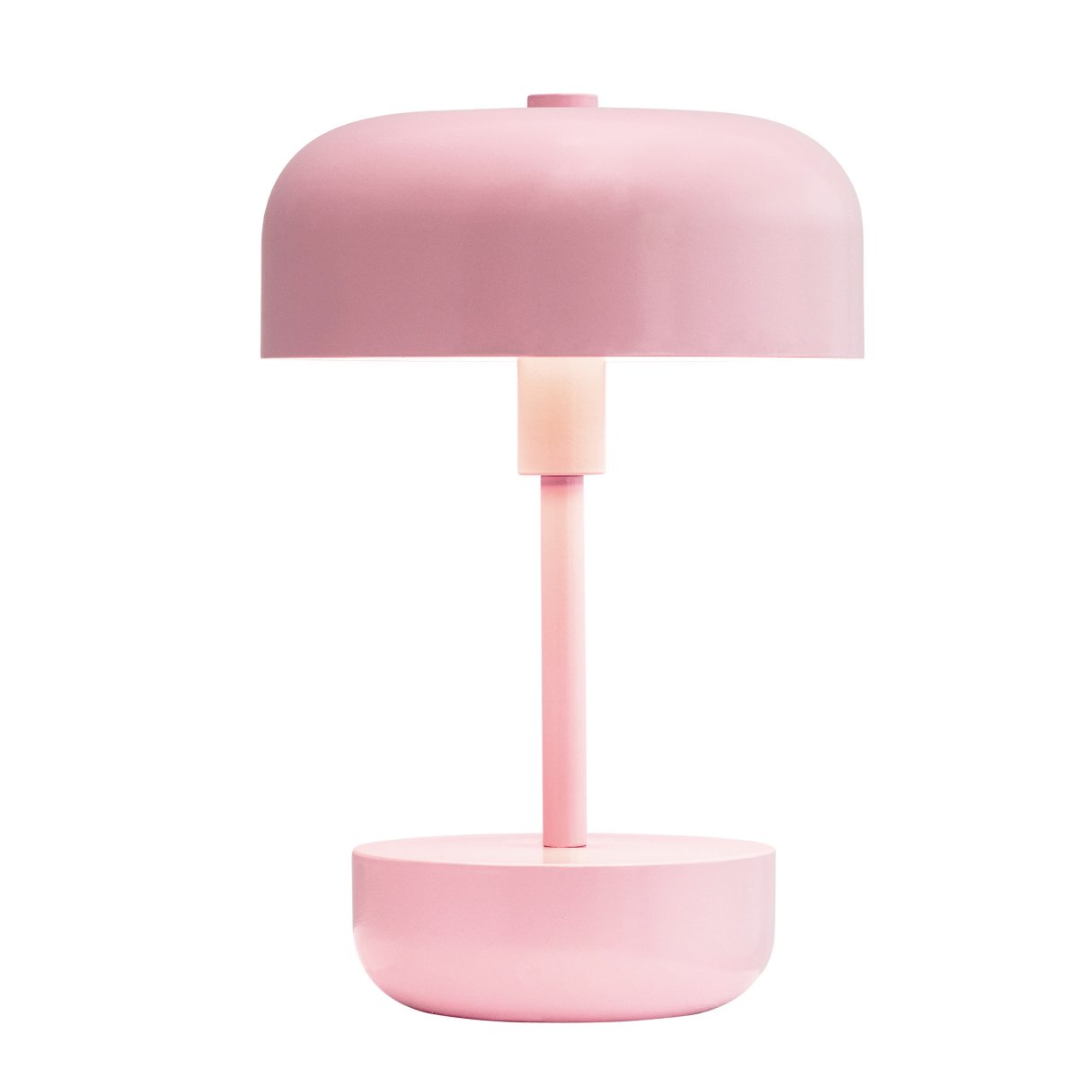 Haipot 25cm Rosa portabel från Dyberg Larsen - Haipot LED bordslampa i rosa, designad av Frank Kerdil f&ouml;r Dyberg Larsen, kombinerar retro och modern stil.