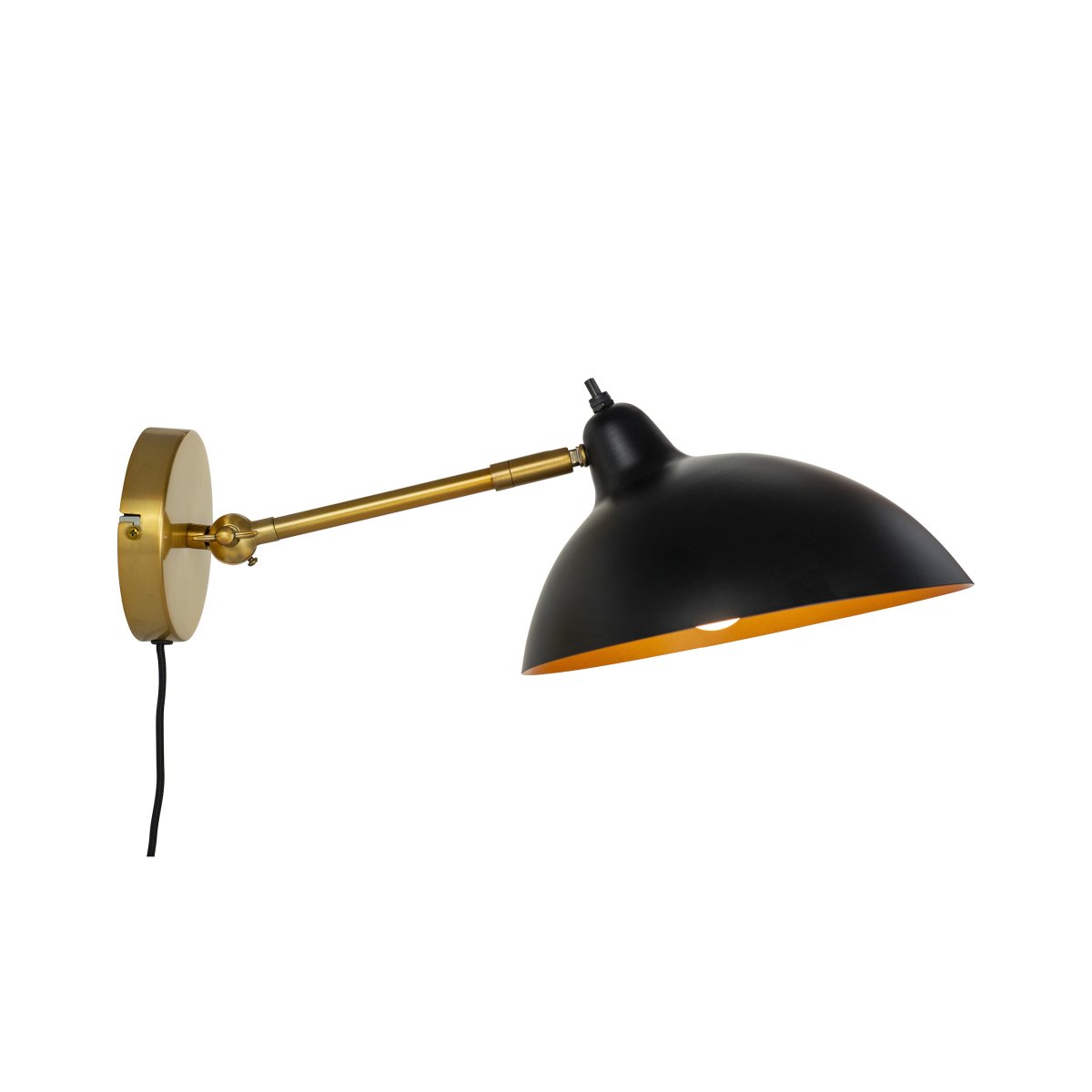 Futura 43cm Mässing vägglampa från Dyberg Larsen - Tillverkad i metall med en svart utsida och insida i m&auml;ssing, skapar den en elegant look.