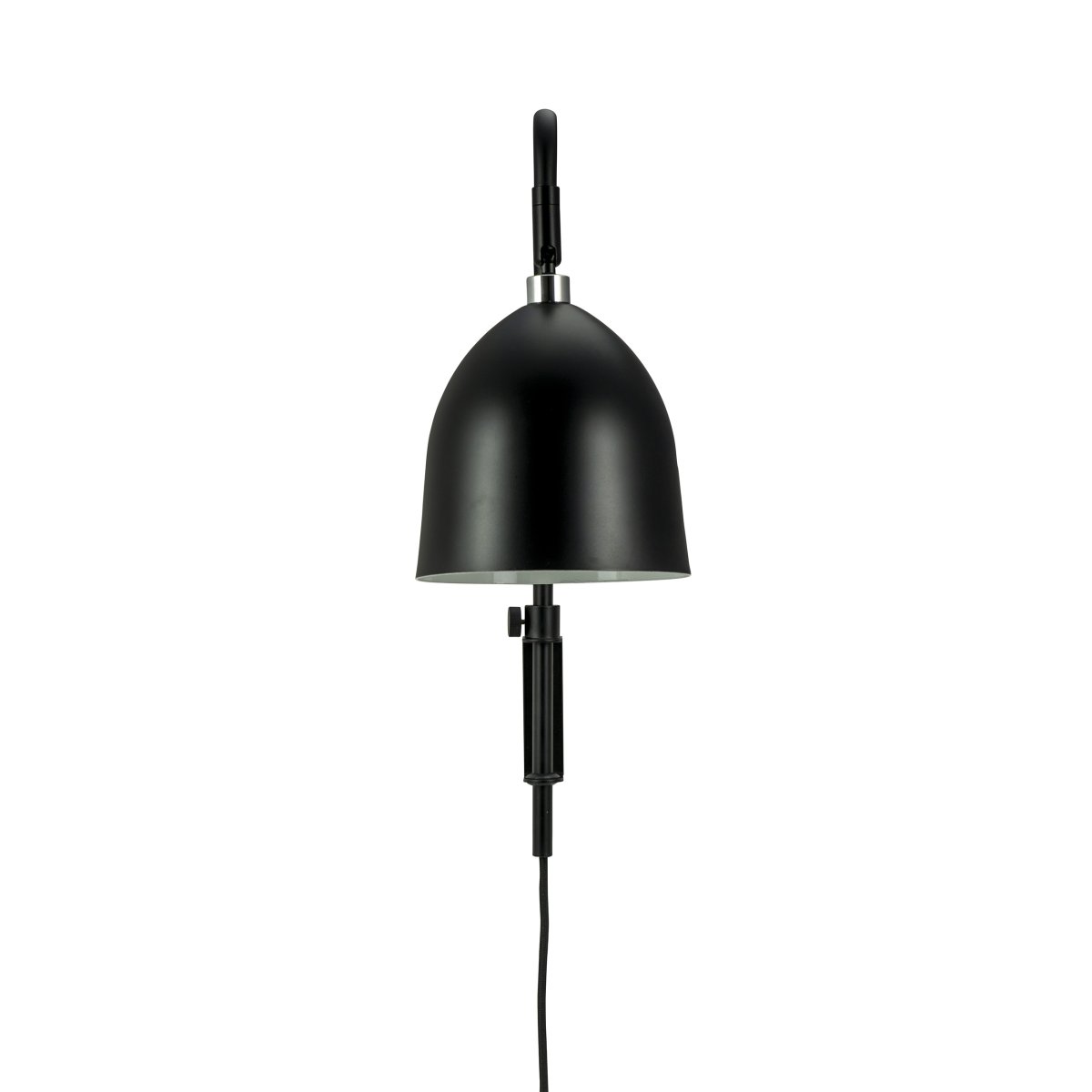 Easton 43cm Svart vägglampa från Dyberg Larsen - Easton-serien har en lugn och sofistikerad design som sm&auml;lter in i alla moderna interi&ouml;rer.