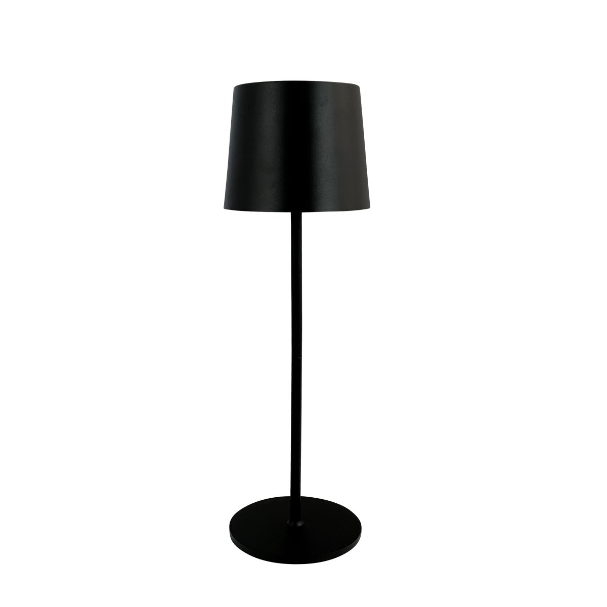 Karl 37cm Svart portabel från Dyberg Larsen - Karl passar b&aring;de inomhus och utomhus och &auml;r l&auml;tt att flytta runt, vilket g&ouml;r den idealisk f&ouml;r s&aring;v&auml;l hemmet som uteplatsen.