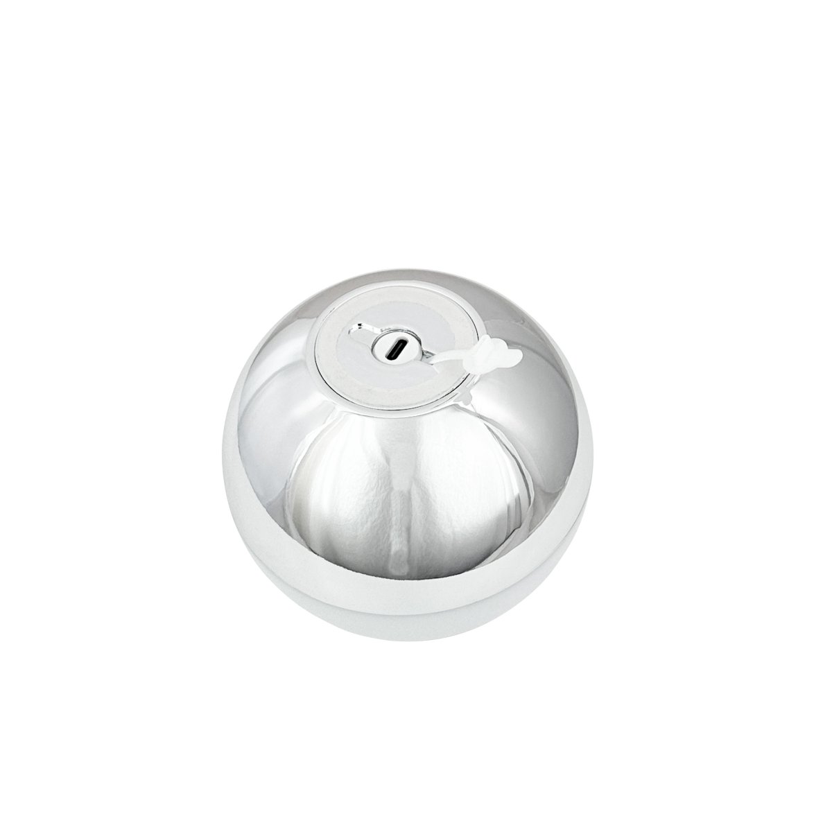 Alba 10cm 2-pack Krom portabel från Dyberg Larsen - Lamporna har integrerad LED med tre ljusniv&aring;er som enkelt justeras via touchsensor p&aring; toppen av kuporna eller med medf&ouml;ljande fj&auml;rrkontroll.