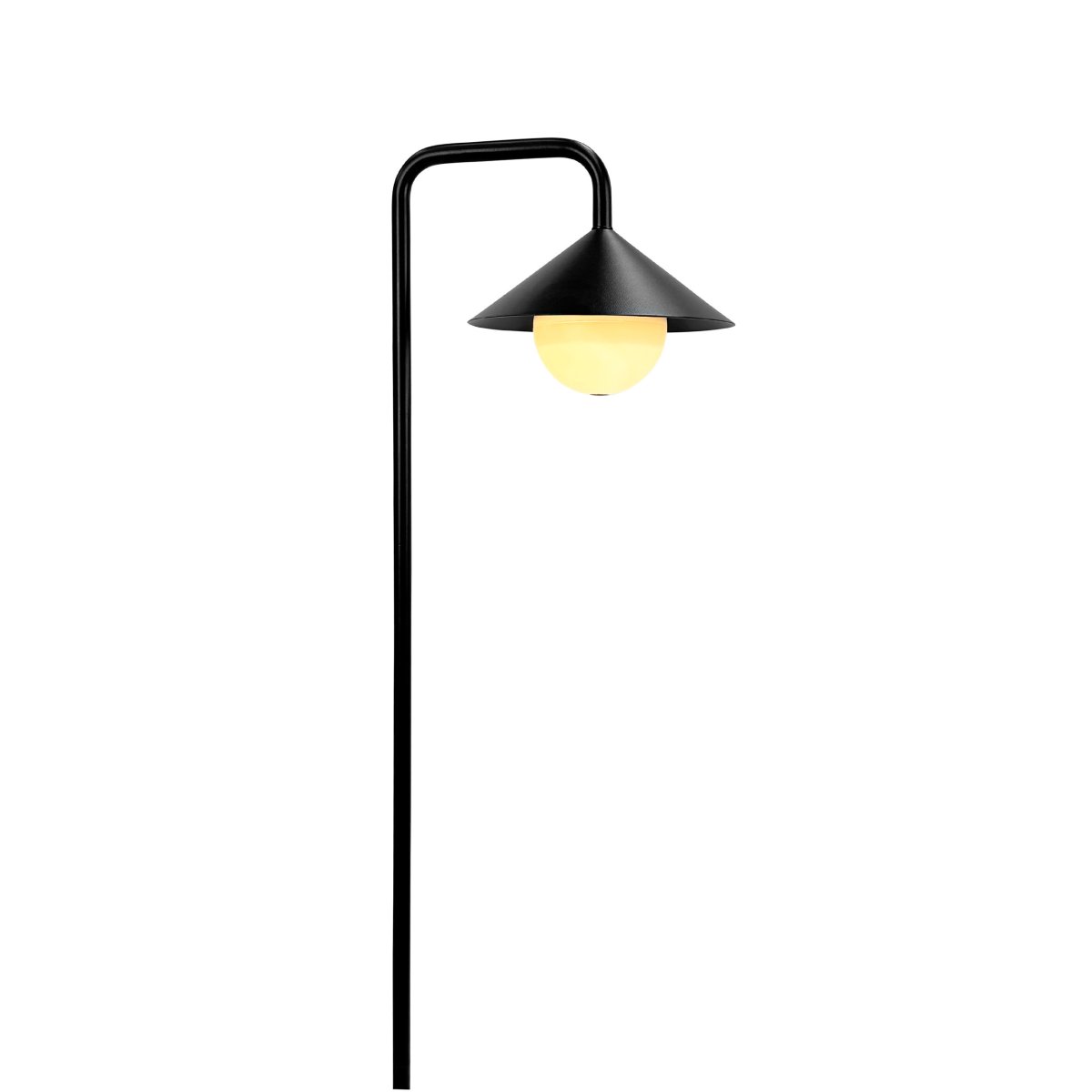 Nova 80cm Svart portabel från Dyberg Larsen - Lampan &auml;r tillverkad i robust metall och plast, med en vit rund kupa som sprider ett mjukt och mysigt sken.