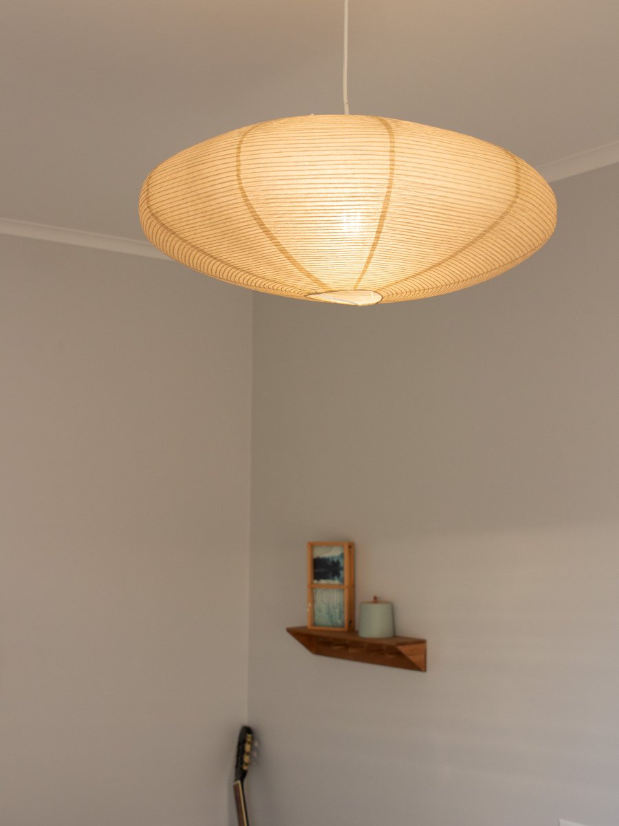 Yuni skärm exkl. upphäng Ø58 Beige taklampa från PR Home - Yuni &auml;r en dekorativ beige sk&auml;rm i rispapper som ger ett mjukt och behagligt ljus.