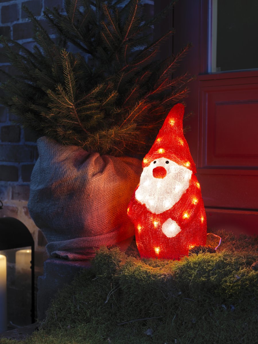 Tomte akryl Röd från Konstsmide - Skapa en v&auml;lkomnande och st&auml;mningsfull julk&auml;nsla med denna dekorativa tomte i akryl.