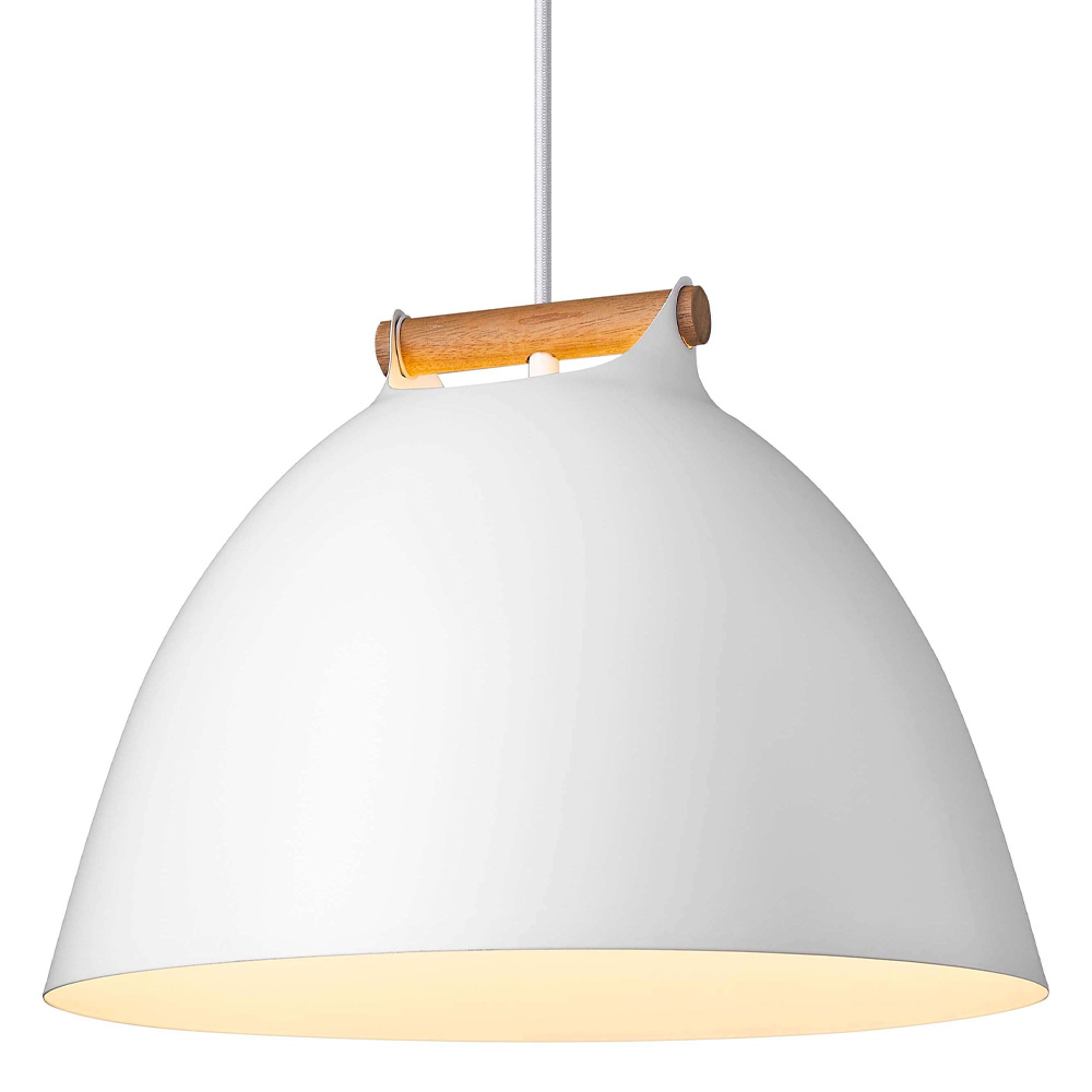 Zoom bild av Århus Ø40 Vit taklampa från Halo Design - Taklampan &Aring;rhus kombinerar skandinavisk minimalism med modern design f&ouml;r att skapa en ljusk&auml;lla som imponerar i alla rum.