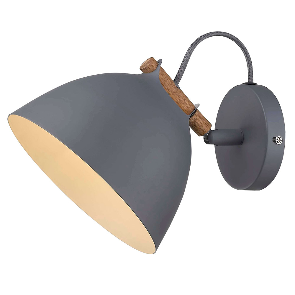 Århus Ø18 Grå vägglampa från Halo Design - Lyft din inredning med v&auml;gglampan &Aring;rhus &ndash; en perfekt blandning av modern elegans och funktionalitet.