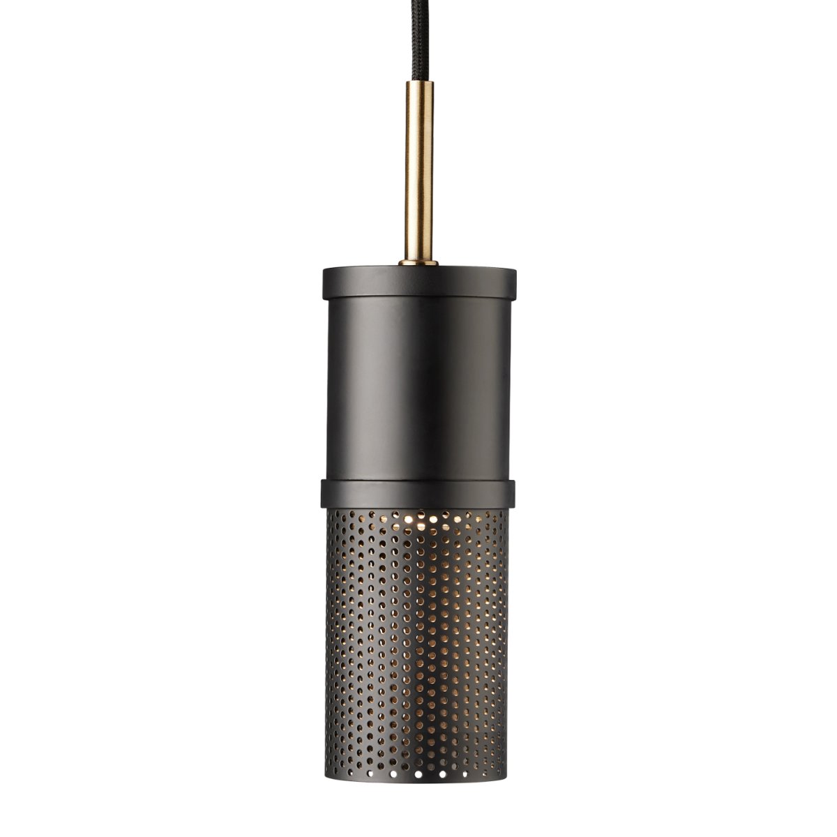 Frame Cylinder Ø6 Svart taklampa från Halo Design - Detaljerna som inslagen av antikm&auml;ssing och det yttre h&aring;lm&ouml;nstret g&ouml;r denna serien av lampor estetiskt unika.
