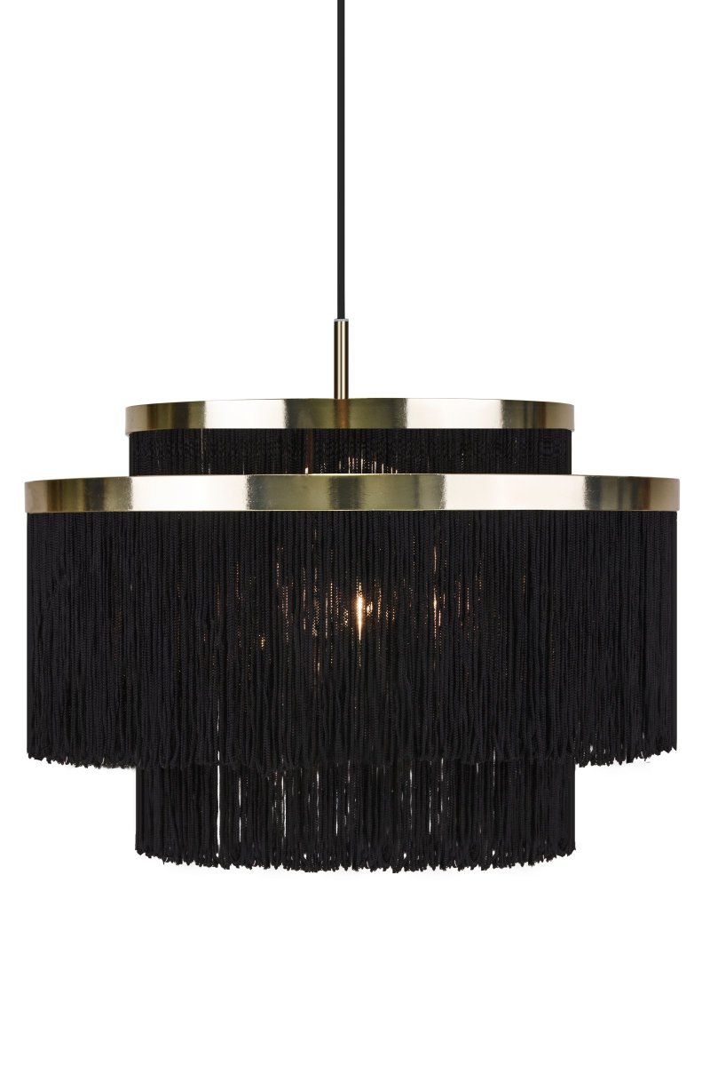 Frans Ø52 Svart taklampa från Globen Lighting - Den Svarta Textilen kontrasterar mot M&auml;ssingen/Metallen och den 120 cm Svarta textilkabeln blir pricken &ouml;ver i:et.