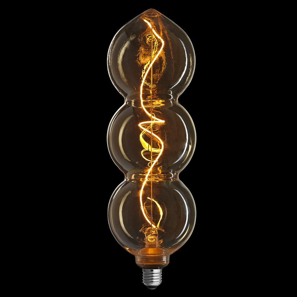 E27 4W 1800K 3-steg dimbar minne Orange från Unison - TRIPLE gold E27-ljusk&auml;lla med en effekt p&aring; 4W och ett varmt, mjukt ljus p&aring; 1800K erbjuder b&aring;de en unik design och en st&auml;mningsfull belysning.